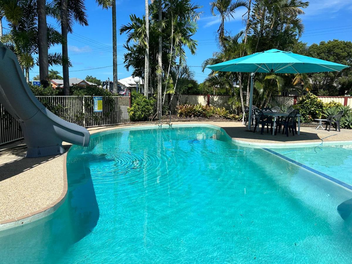 Galaxy Mackay Motor Inn エクステリア 写真