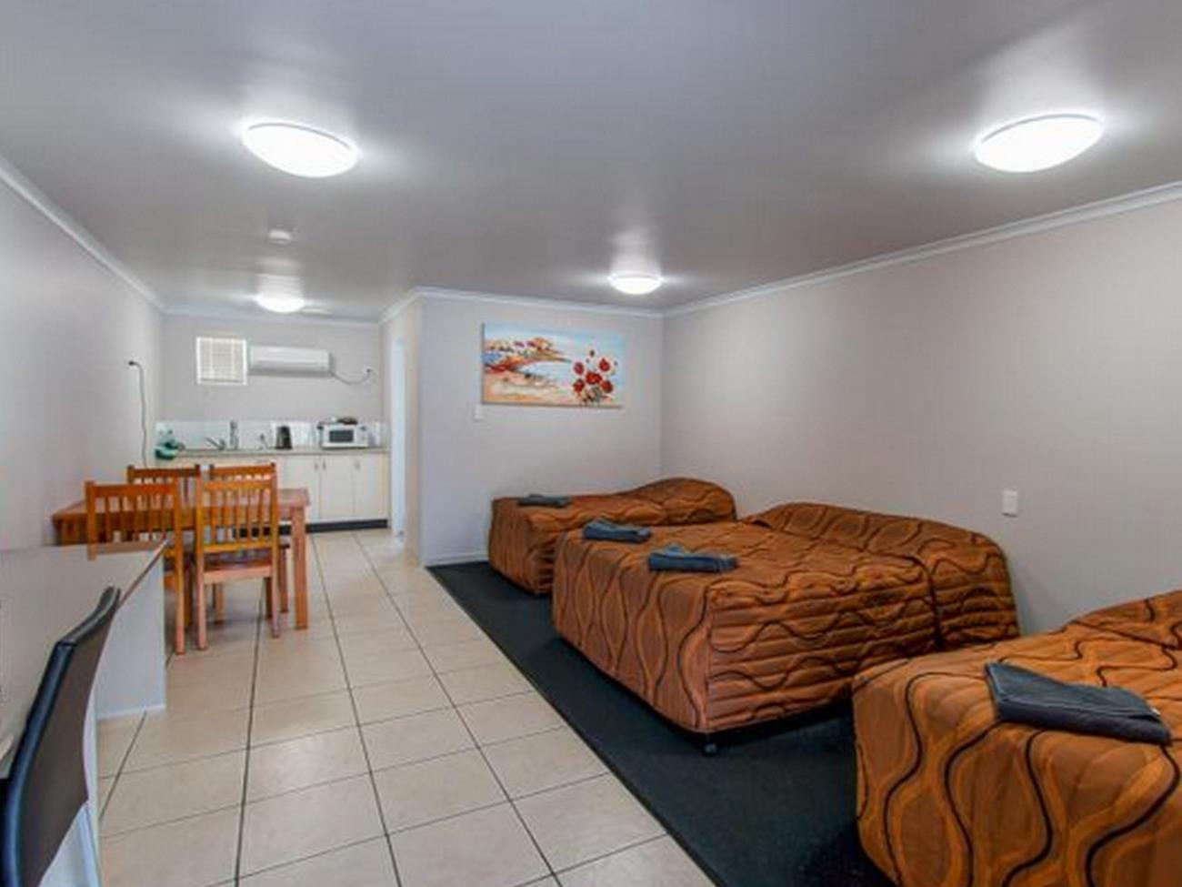 Galaxy Mackay Motor Inn エクステリア 写真