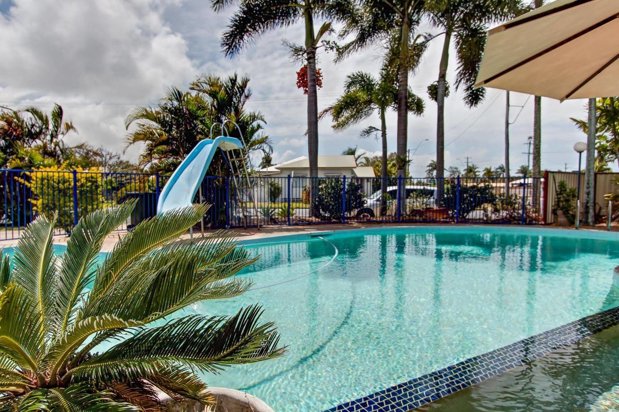 Galaxy Mackay Motor Inn エクステリア 写真